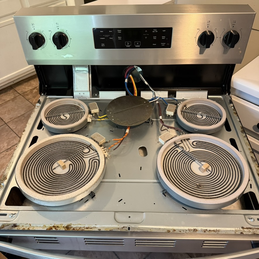 Professional gas and electric cooktop repair service in Charlotte NC by HeyKey.